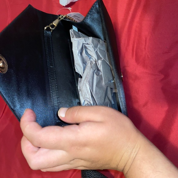 Beautiful black heels with matching bag - Picture 7 of 8